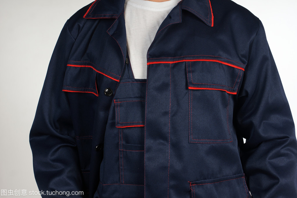 工装制服 从功能性到时尚符号的演变